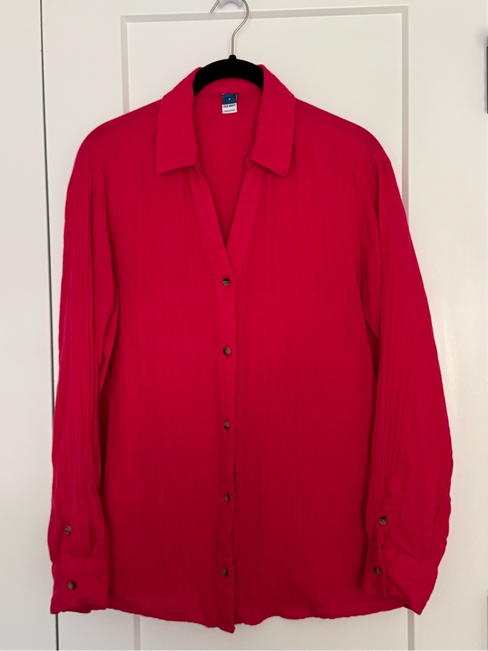 Old Navy Women's Button-Down Shirt - Bright Pink - Picture 2 of 10